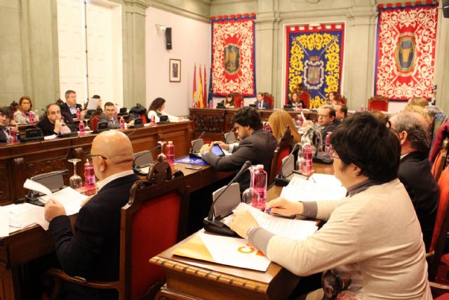 Ciudadanos consigue el compromiso de todos los grupos para trabajar por un gran pacto por el empleo en Cartagena en 2018
