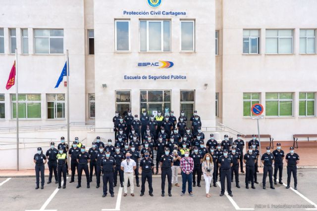 Visita institucional a la ESPAC de aspirantes a policías locales de la Región