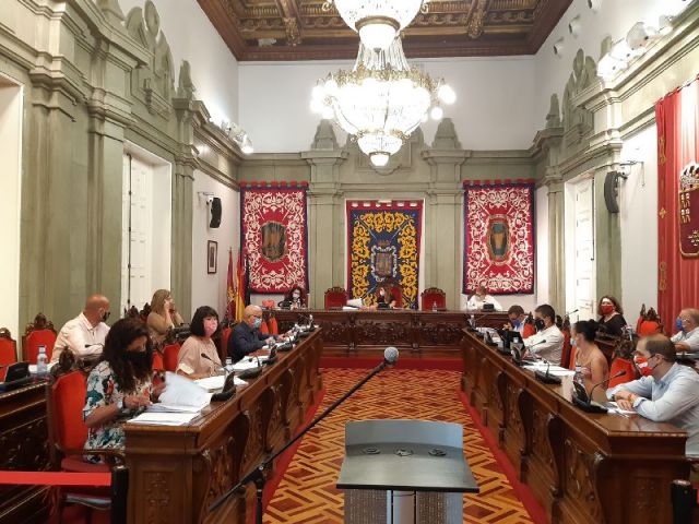 MC consigue que el Pleno exija al Gobierno regional que Cartagena cuente con una Unidad de Quemados
