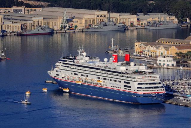 El buque Marella Explorer 2 cierra 2021 y abrirá la temporada de cruceros 2022 en el puerto de Cartagena